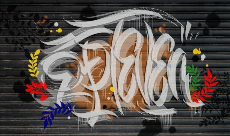 Tag personnalisé réalisé sur le mur de graffiti digital, avec effets de bombe et éclaboussures