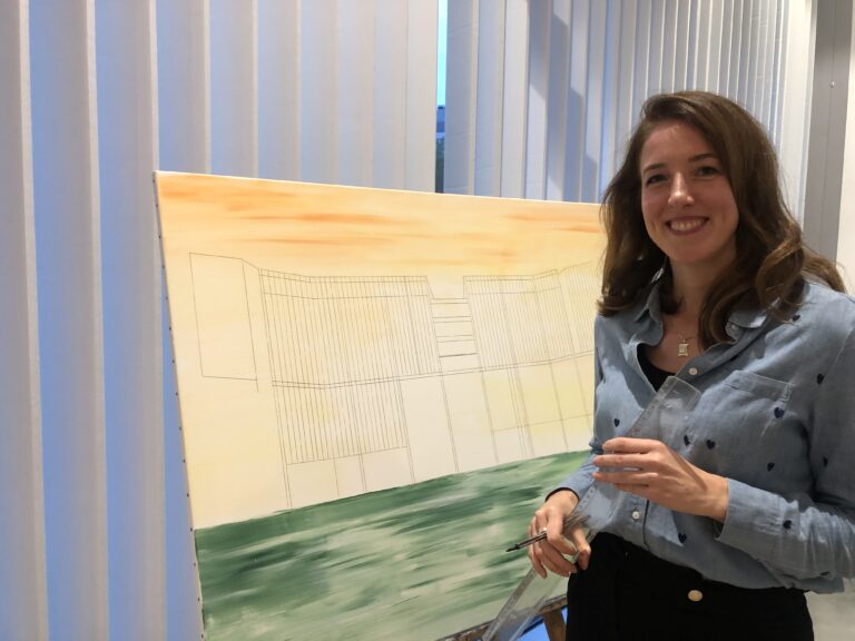 Toile peinte en direct pour les 10 ans de l'immeuble Louis-Hachette
