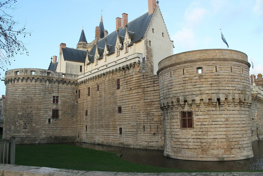 Le château des ducs de Bretagne à Nantes, ses tours et ses remparts
