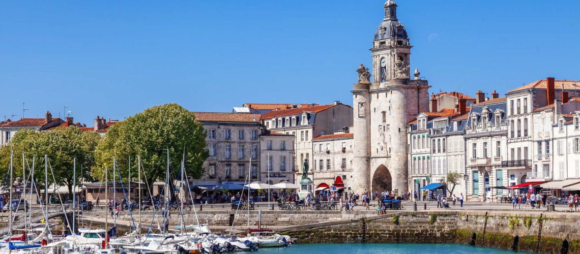 la+rochelle+1+frankrijk+vakantie+charente+toerisme+villa+porte+horloge+zee